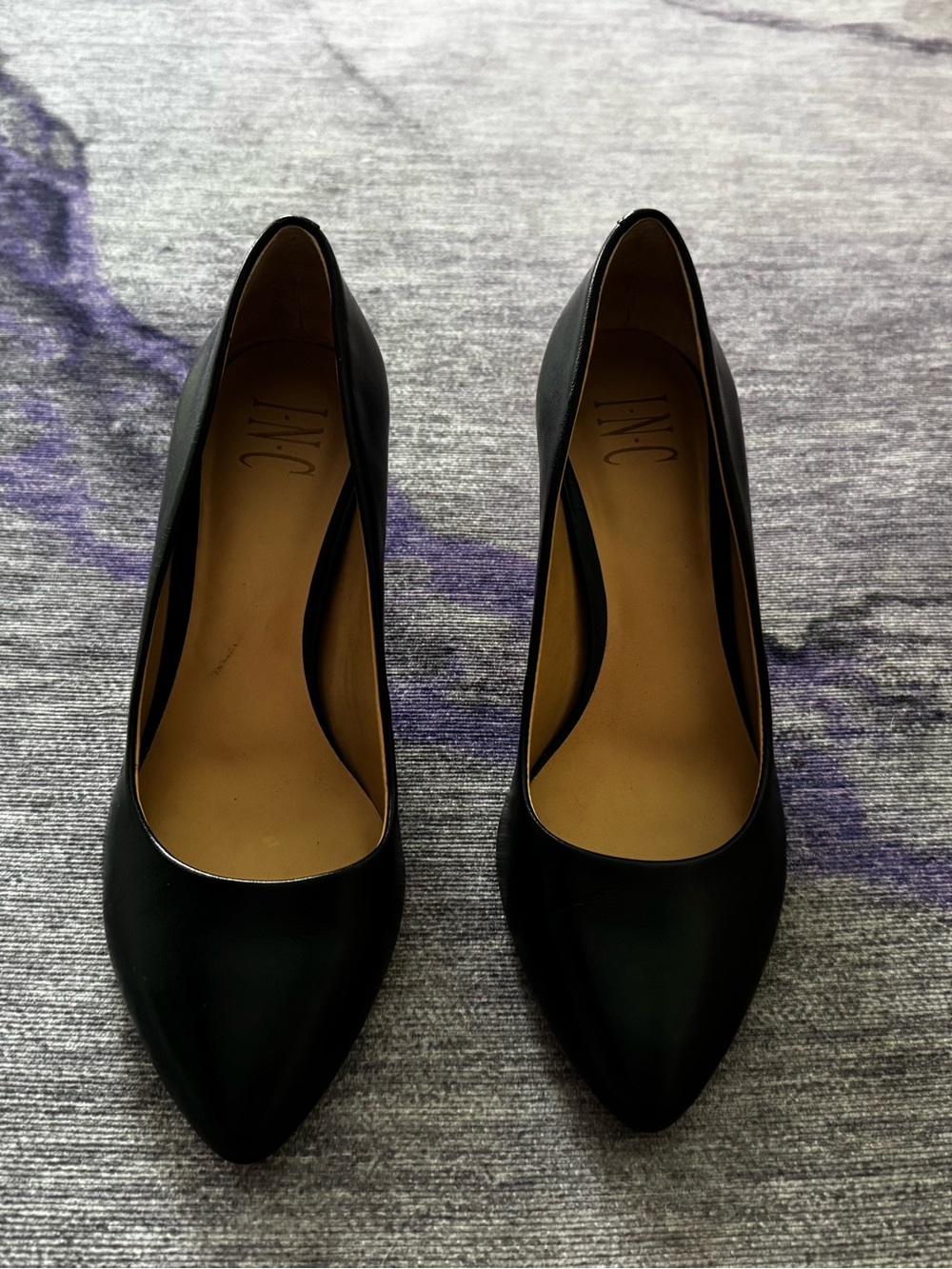 INC International Concepts Women's Black Pointed-Toe Pumps